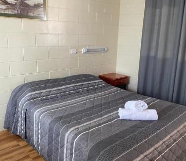 Ayr Hotel | Plantation Park Motor Inn