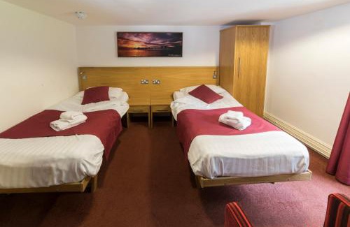 Capel-Curig Bed & Breakfast | Plas y Brenin - National Outdoor Centre