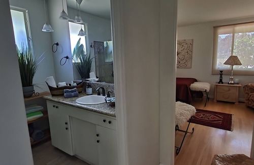 Altadena House | PLATINUM STAYS IN ALTADENA