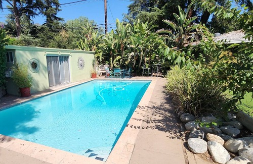 Altadena House | PLATINUM STAYS IN ALTADENA
