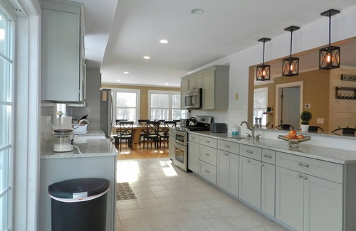 Windham House | Play & Relax in Windham – Spacious Bedrooms, Hot Tub, Fire Pit & Basement Den