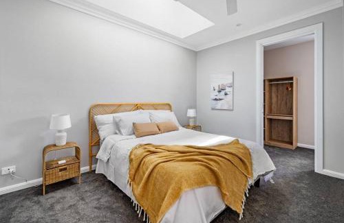 Catherine Hill Bay House | Playa Azul-Beach house on Catherine Hill Bay and Moonee beach