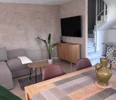 Miramar Beach Apartment | Playa de Miramar - 3 Min Walk to the Beach, Family-Friendly, Near Gandia