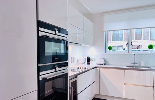 Stratford House | Playful Luxury, London Family Haven