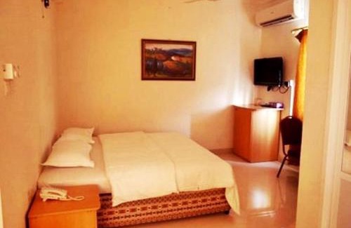 Muscat Hotel | Plaza Hotel