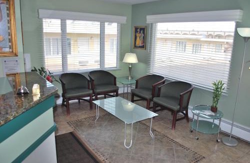 Great Falls Hotel | Plaza Inn