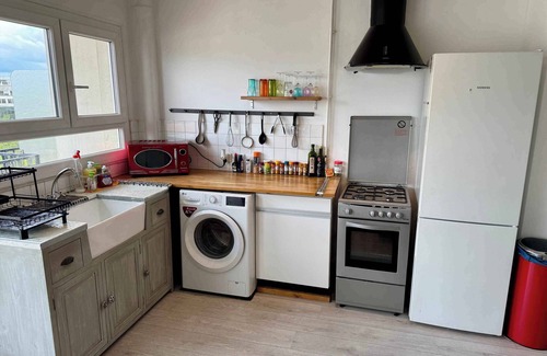 Malakoff Apartment | Pleasant 2P with balcony & Eiffel Tower view