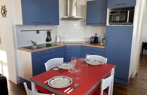 Saint-Cast-le-Guildo Apartment | Pleasant golf and sea view apartment for 3 people
