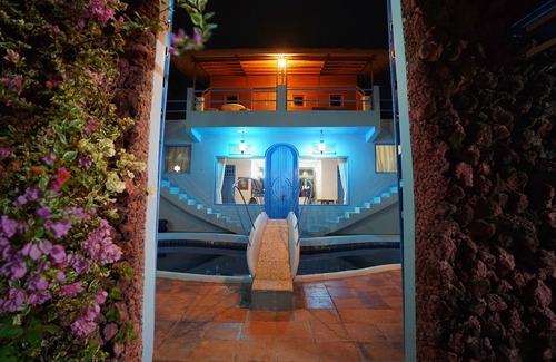 Lovina House | pleasant holiday home