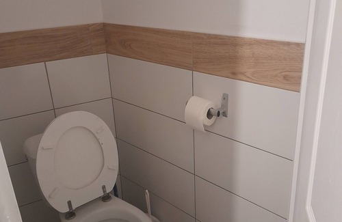 Liberation Apartment | Pleasant studio between train station and town center free parking nearby shops