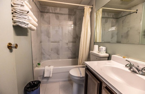 Houston Hotel | Pleasant Valley Motel