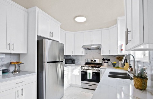 Alhambra House | Plush 3BR Home + Near DTLA and Parks #TravelSGV