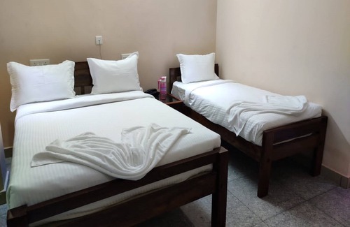 Bharathidasan Nagar Hotel | PN Samy Residency