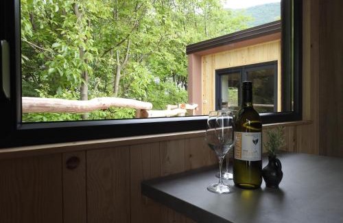 Ajdovscina House | Počitniški hišici - Small holiday houses