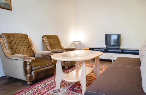 Dzerzhyns'kyi District Apartment | Pobedy avenue