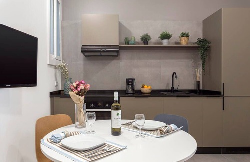El Parc i la Llacuna del Poblenou Apartment | Poblenou for Families 3BD next to the beach!