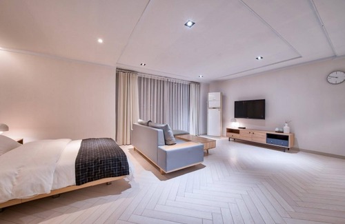 Pocheon House | Pocheon Forest Pool Villa
