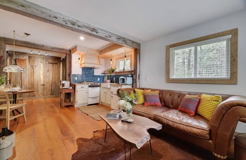 Greentown Cabin | Poconos Cabin Year Round Bliss