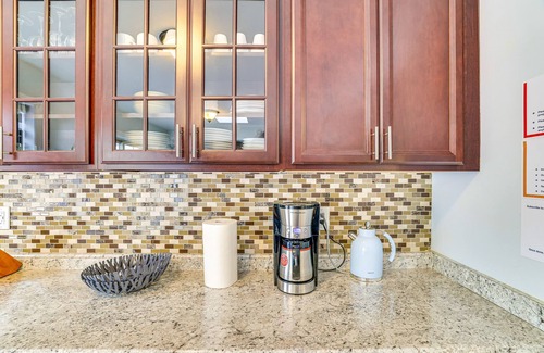 East Stroudsburg House | Poconos Home w/Private Pool, Hot Tub & Sauna!