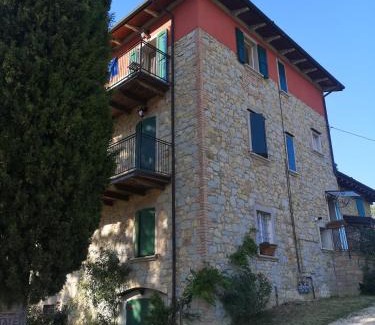 Vergato Apartment | PODERE P RATIZZOLI II Piano