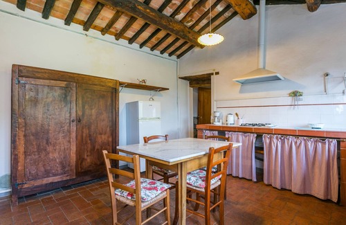 Pescia Apartment | Podere Villa/Apt. Mezzo by Interhome