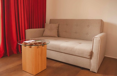 Cerklje ob Krki Apartment | PODSREDA CASTLE APP 2 ROMANSKI