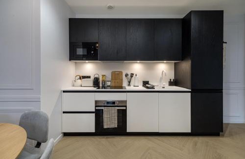 Chaillot Apartment | Poetic Stay - Champs Elysees