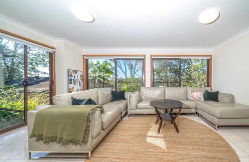 Point Clare Apartment | Point Clare - Relax and unwind - Greenery & Birdsongs