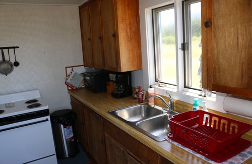 Deer Isle House | Point Field Cottage - A delightful little cape
