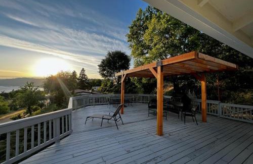 Lyle House | Point Lyle home
