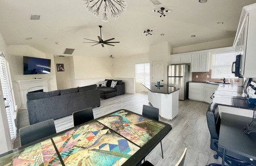 Waterford On Lake Travis House | Point Venture Monthly