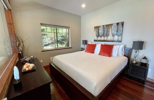 Otter Point Resort | Points West Oceanfront Resort 3 bedroom Ocean Point Beach House