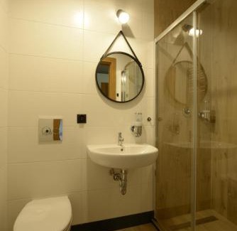Sekocin Hostel | Pokoje Gościnne Maestro Aleja Krakowska 84