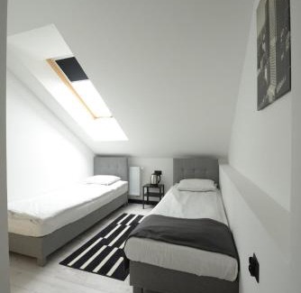 Sekocin Hostel | Pokoje Gościnne Maestro Aleja Krakowska 84