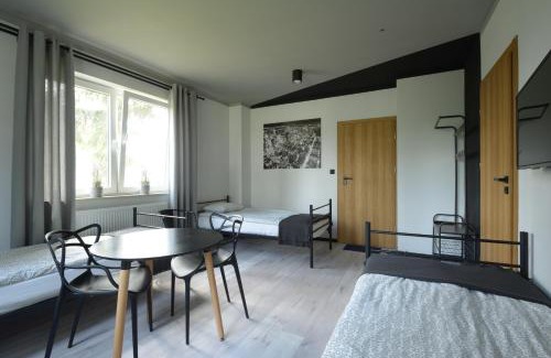 Sekocin Hostel | Pokoje Gościnne Maestro Aleja Krakowska 84