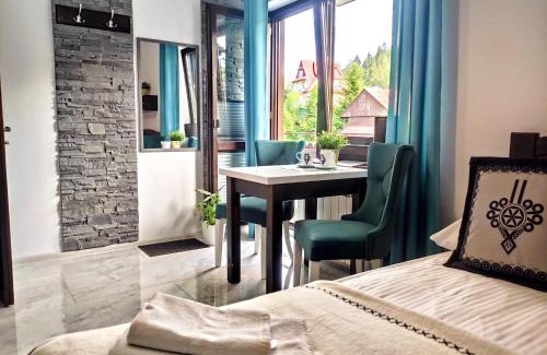 Szlachtowa House | Pokoje i apartamenty u Sabiny - DOSTĘP DO JACUZZI TYLKO W WYBRANYCH OPCJACH sprawdź poniżej szczegóły rezerwacji