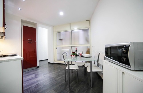 Ruggero Settimo Apartment | Politeama Flat-Office with Terrace