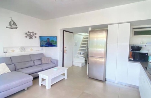 Golfo di Marinella Apartment | Polly House in Punta Marana 200 mt beach