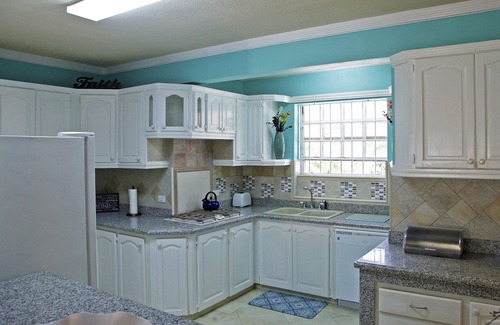 Holder's Hill Villa | "Polo Ridge Villa" - Ideal Location! West Coast