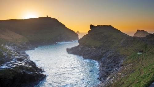 Boscastle House | Polrunny Farm Elderberry Cottage with sea view