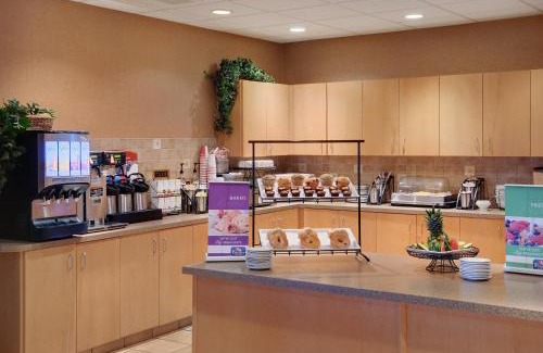 Fort St. John Hotel | Pomeroy Inn & Suites Fort St. John