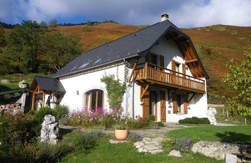 Borce House | Pomo July the ESPIATET (the place from where we see)