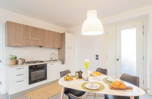Consiglio di Rumo Apartment | Ponente Balcony & Garden by Rent all Como