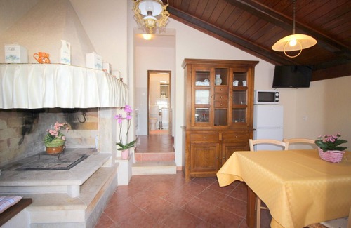 Mali Maj Apartment | pool, 2 persons. near the beach, quiet area