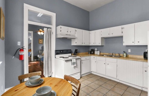 Mid-City Apartment | POOL! 2bd shotgun w/incredible outdoor space!