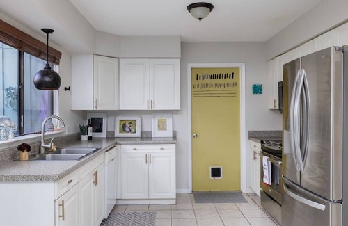 East Congress House | Pool, 3 bedrooms | Artist's Retreat