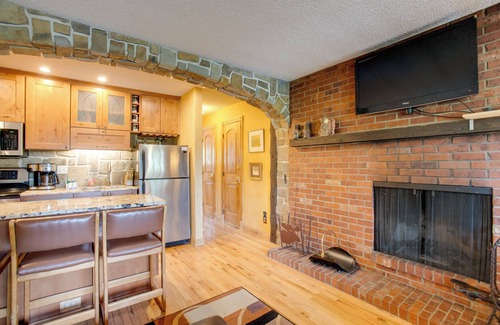 Rendezvous Condo | Pool & 3 Hot Tubs: Winter Park Condo on Bus Line