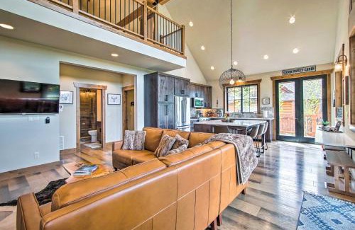 Ronald House | Pool Access Cle Elum Mtn-View Cabin with Game Room