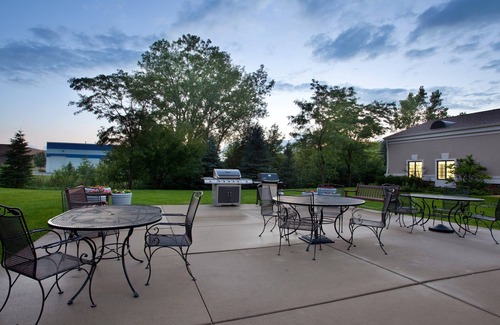 Half Day Apartment | Pool Access + Daily Free Breakfast Included!