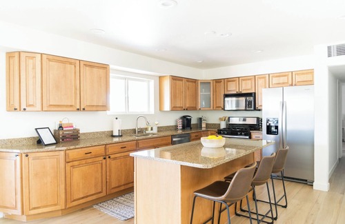 South Scottsdale House | Pool, Bikes & Waterfall - Near Old Town & Arcadia